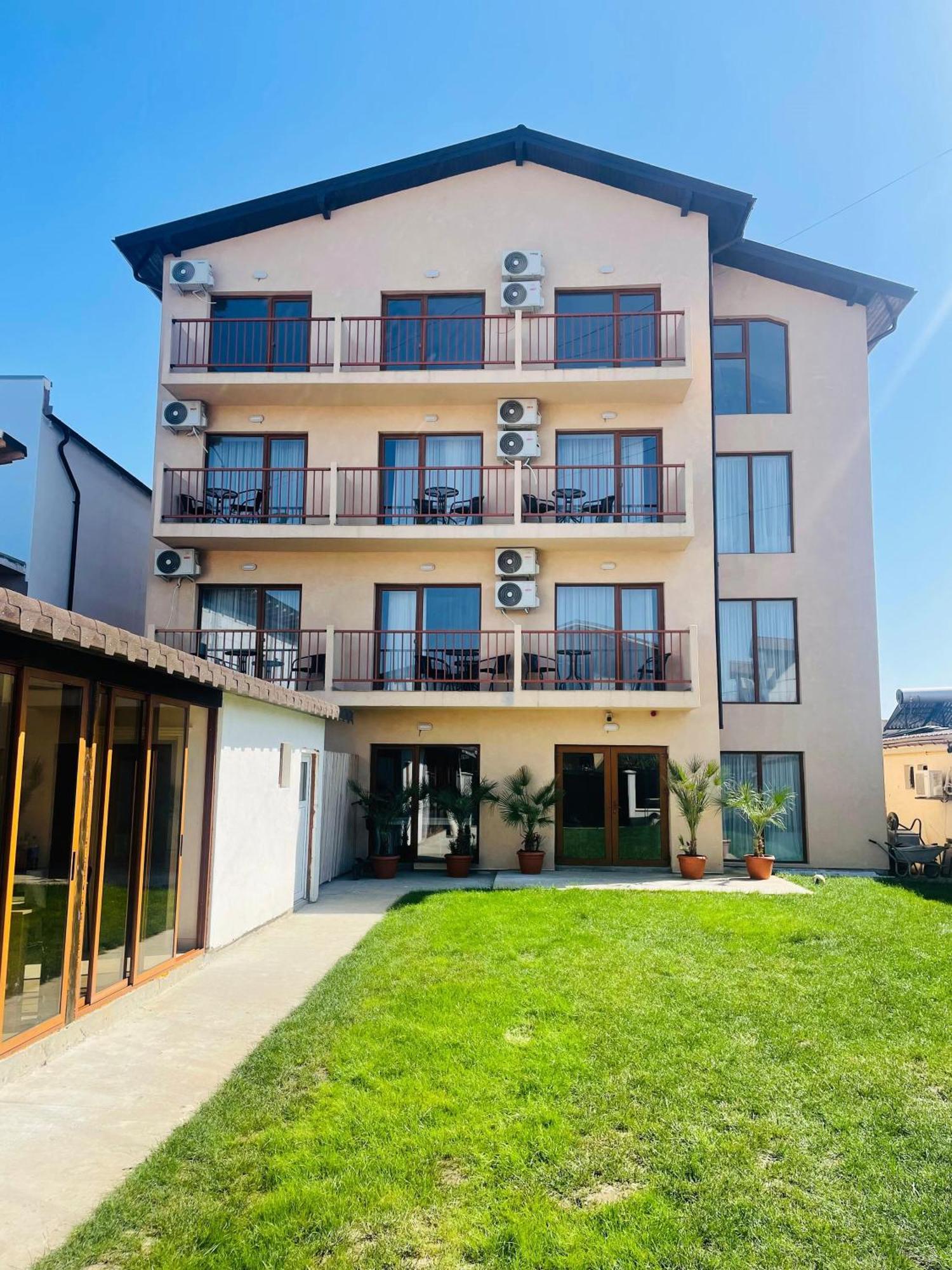 Pensiunea Riviera Costinesti Exteriör bild
